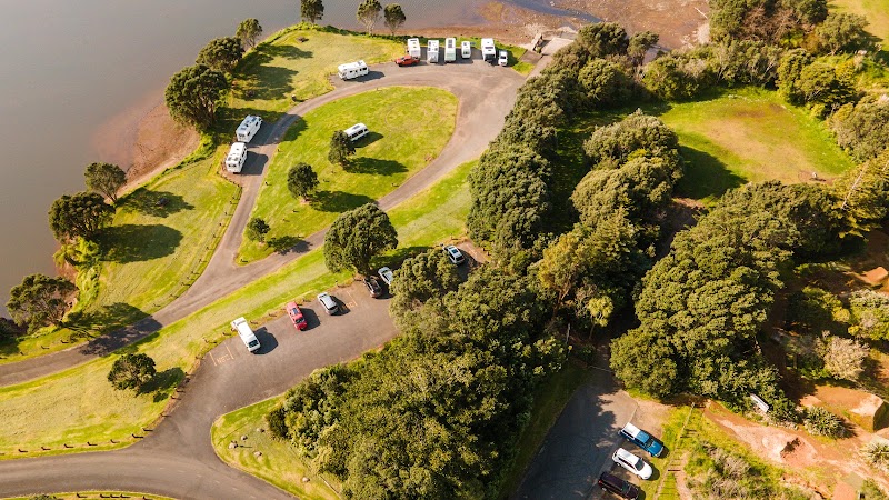 Lake Rotomanu NSC Freedom Camping