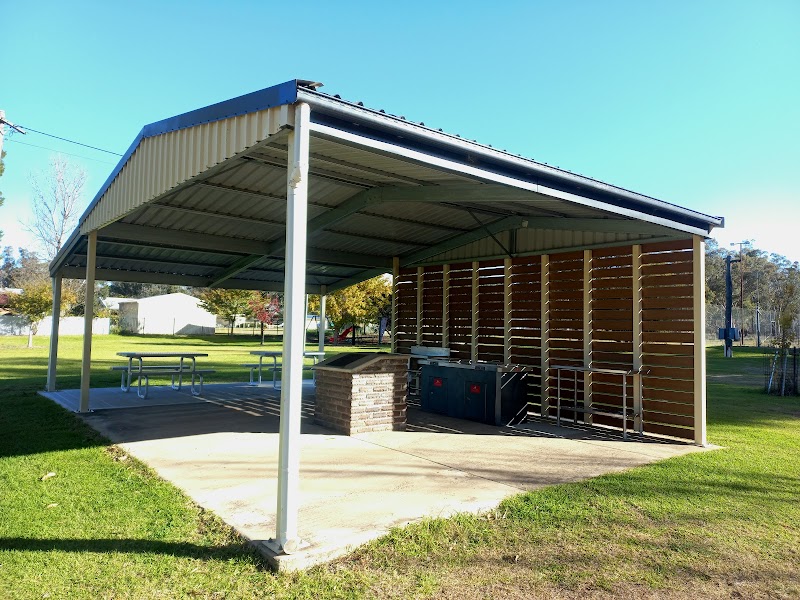 Premer Hotel Caravan/Camping Sites
