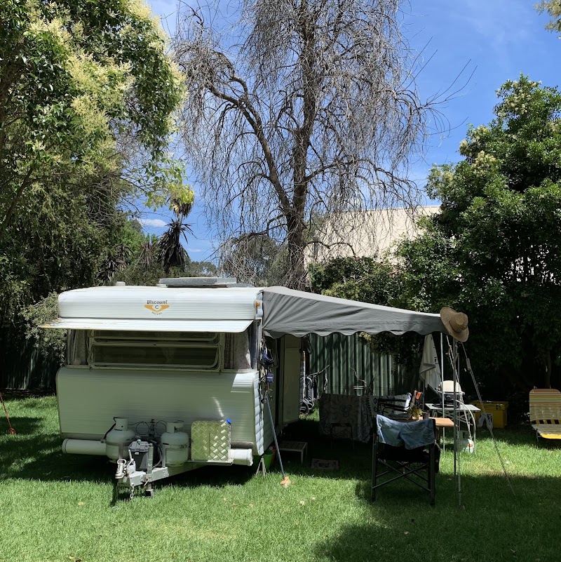 Moyhu Caravan Park and Camp Grounds