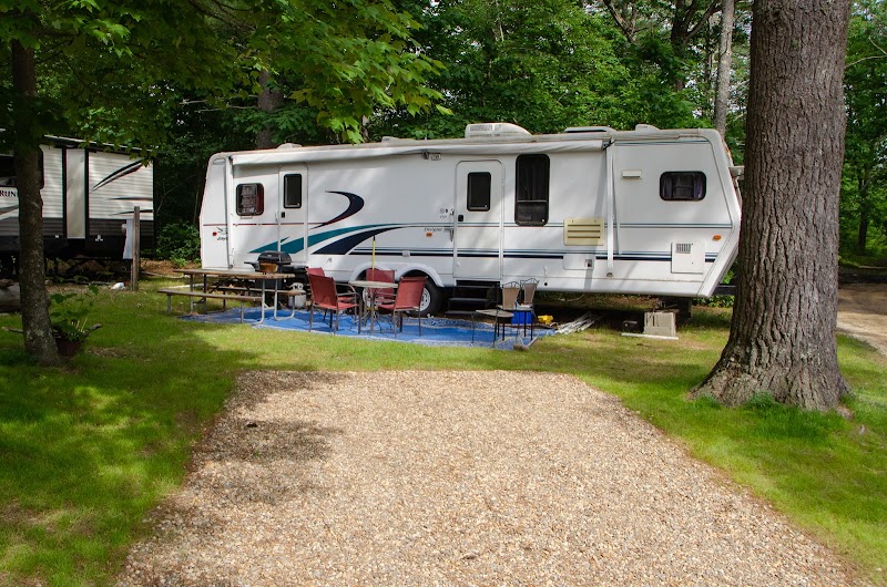 Lebanon KOA Holiday on Salmon Falls River