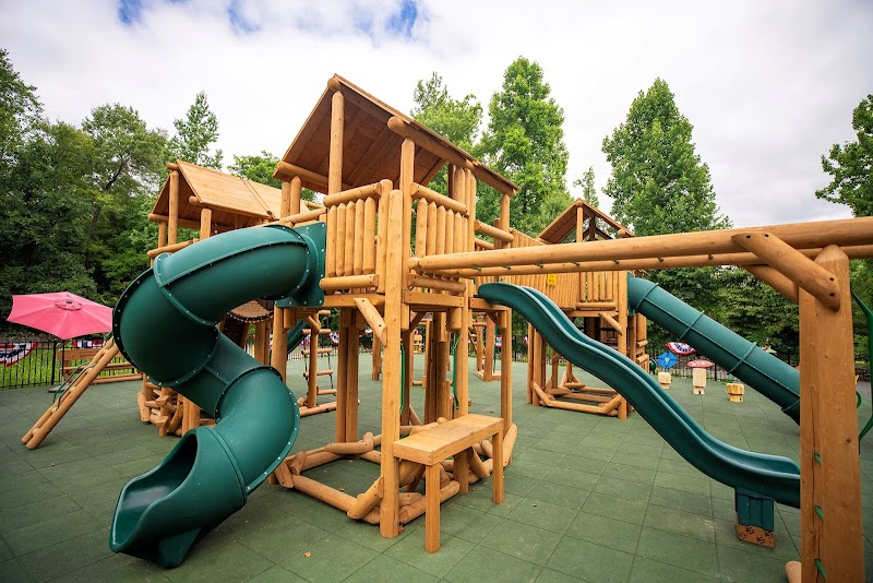 Gatlinburg East / Smoky Mountain KOA Holiday