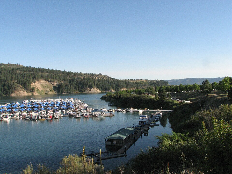 FALLS CAMPGROUND（爱达荷州）