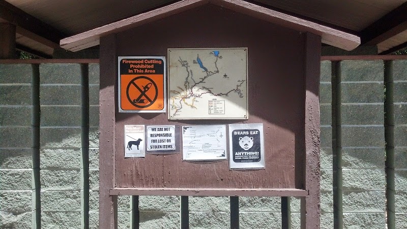 Queen Lily Campground (Plumas)