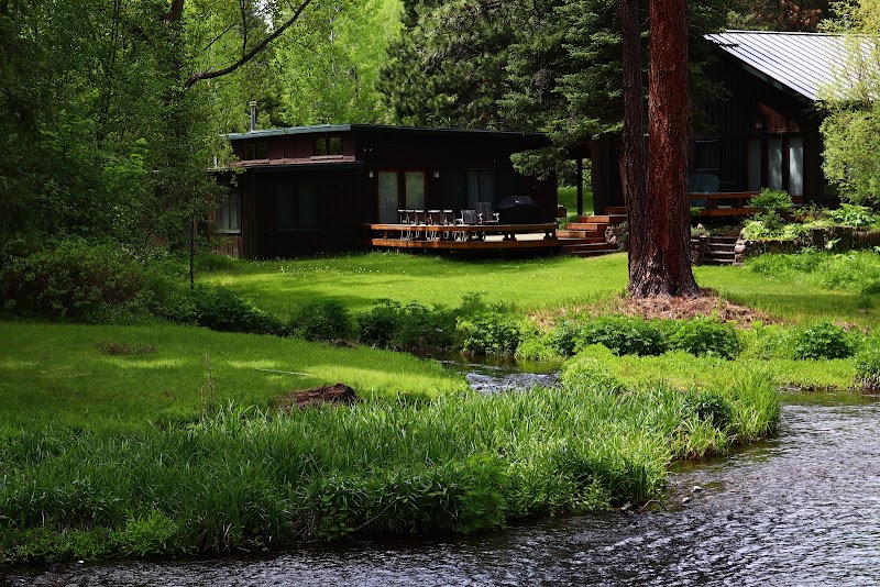 CAMP SHERMAN CAMPGROUND（俄勒冈州）