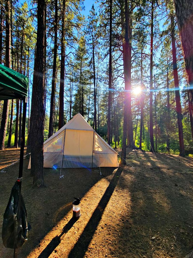 SMILING RIVER CAMPGROUND（俄勒冈州）
