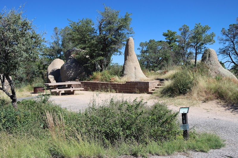 YAVAPAI CAMPGROUND（亚利桑那州）