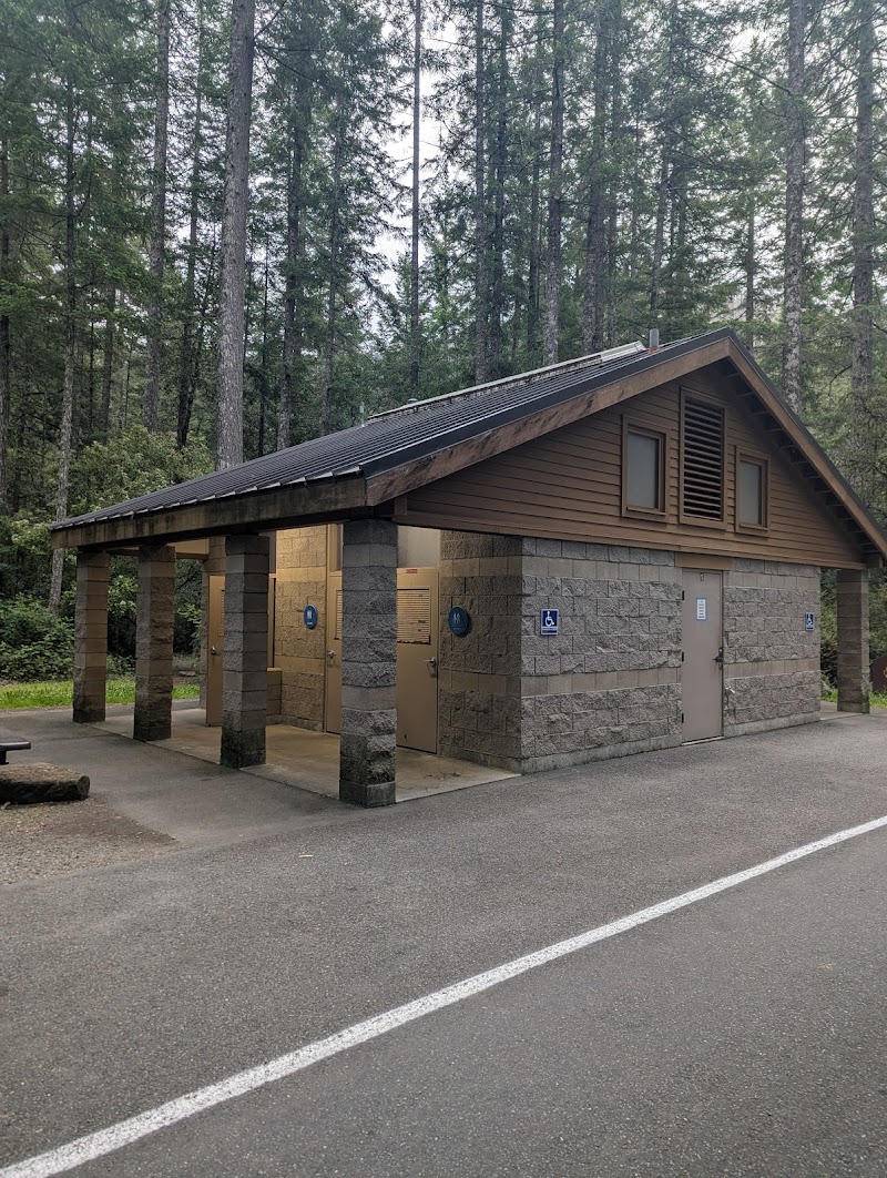 PANTHER FLAT CAMPGROUND（加利福尼亚州）