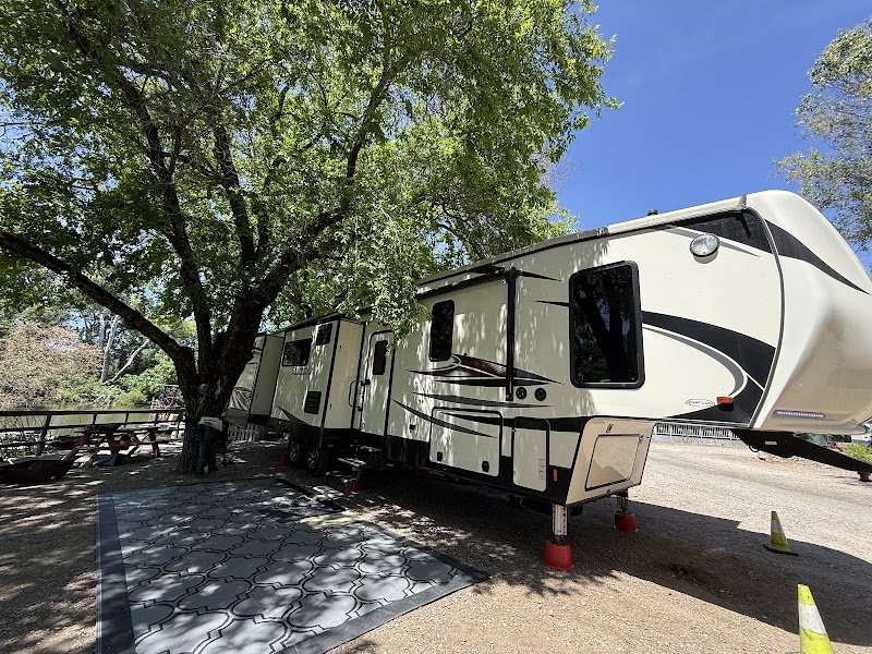 Clear Lake Campground