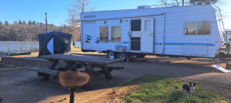 DAVIS LAKE CAMPGROUND（密西西比州）