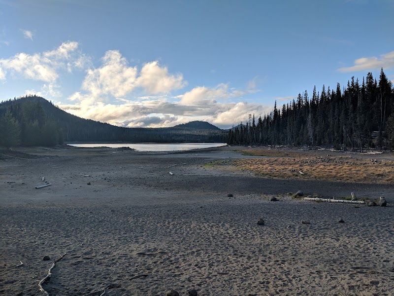 Little Fawn Campground（俄勒冈州）