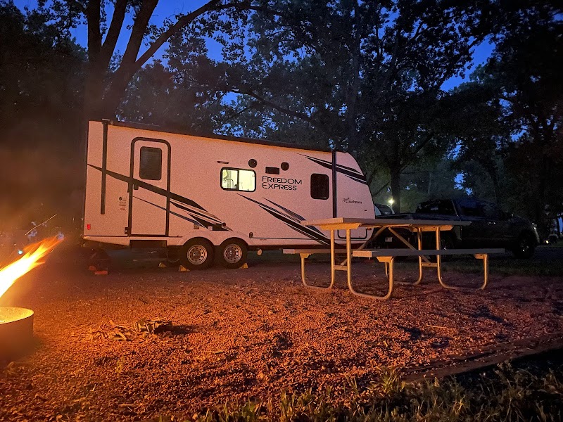COTTONWOOD CAMPGROUND (IA)（爱荷华州）