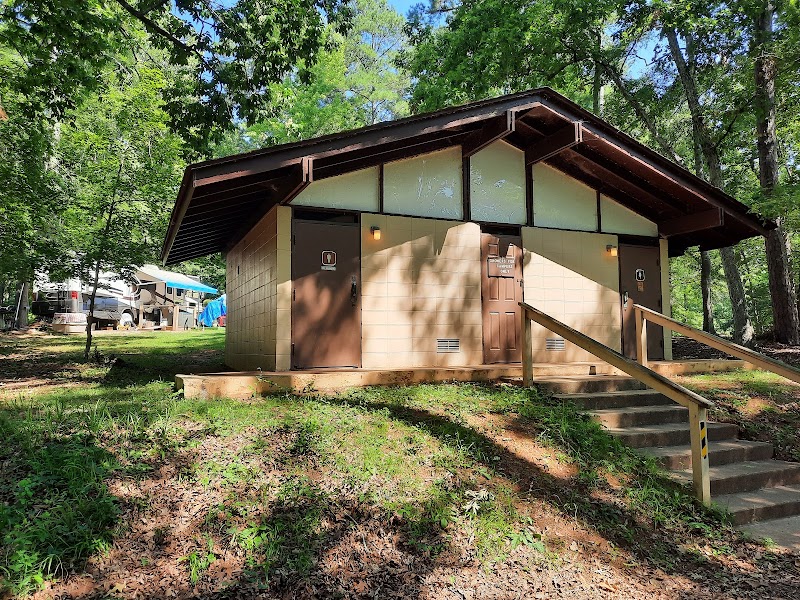 Lake Sinclair Campground