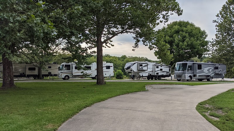 TAILWATER EAST CAMPGROUND