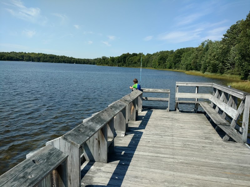 Spectacle Lake Campground (Wisconsin)（威斯康星州）