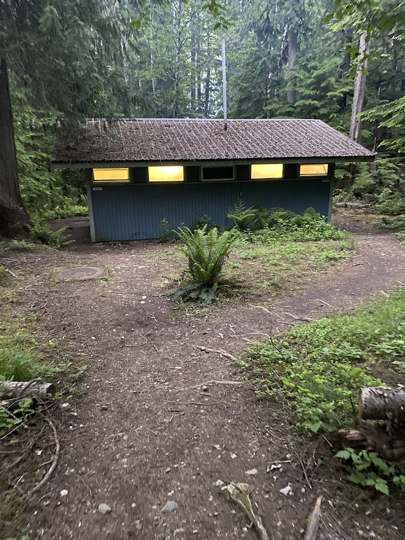 Colonial Creek North Campground