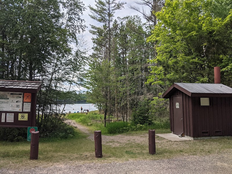 LUNA WHITE DEER CAMPGROUND（威斯康星州）