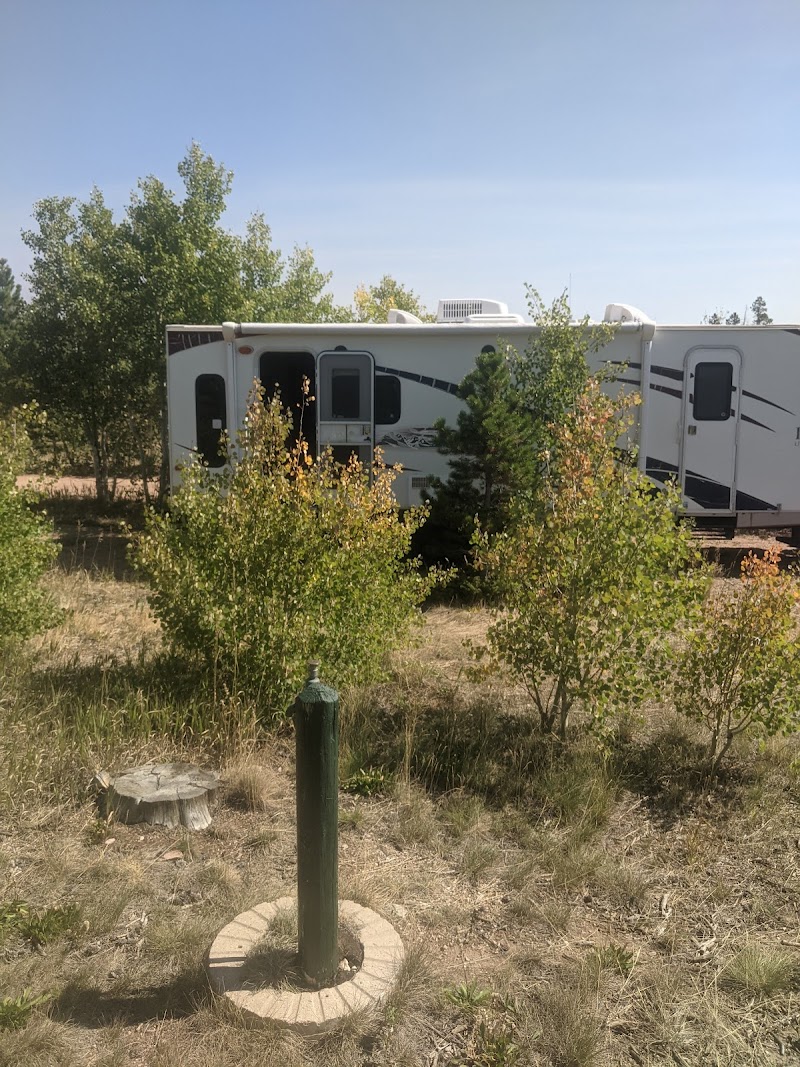 Yellow Pine Campground (WY)（怀俄明州）