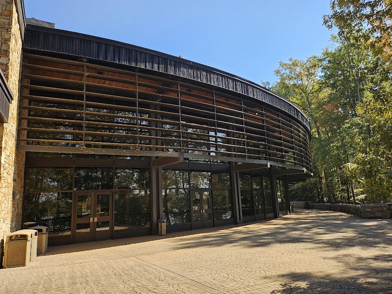 Whitten Center Conference Room and Patio（密西西比州）