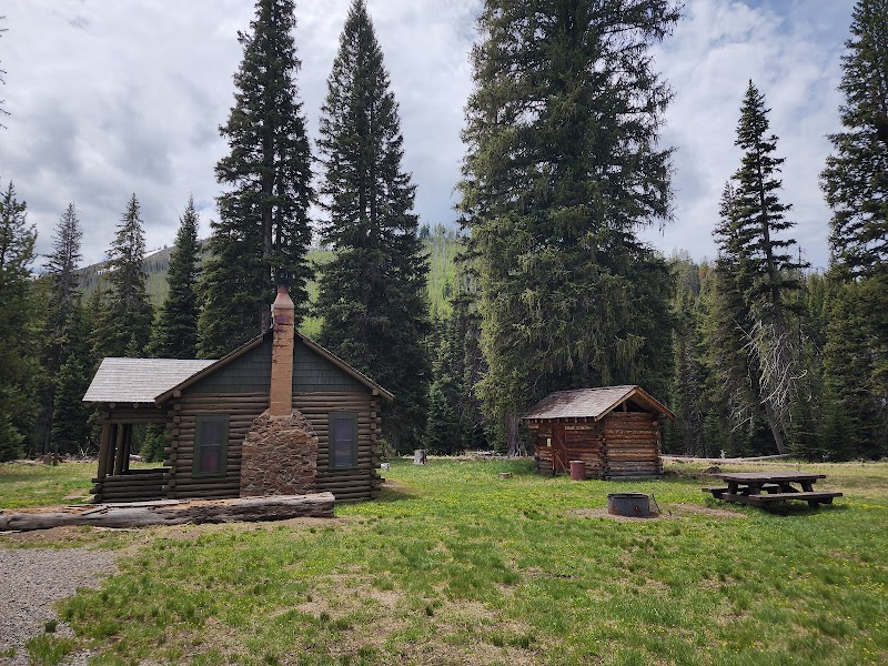 PEAVY CABIN（俄勒冈州）