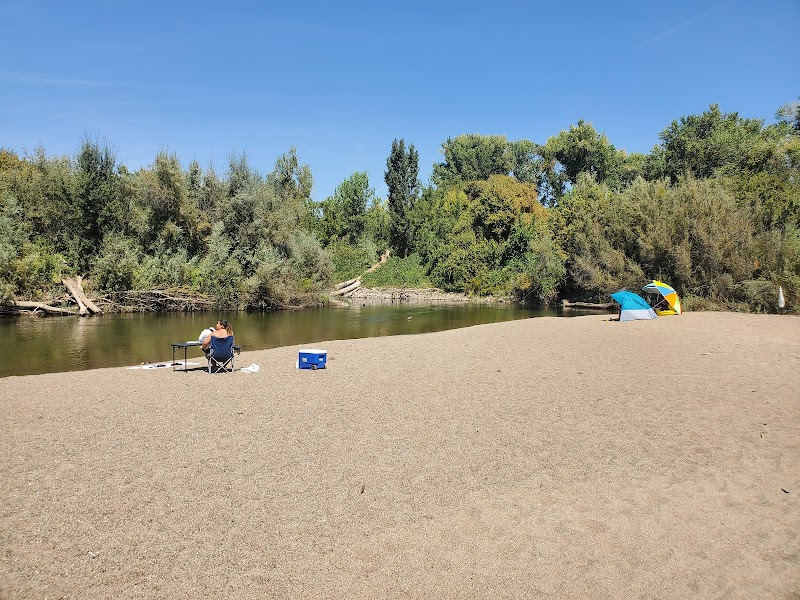 McHenry Avenue Recreation Area（加利福尼亚州）