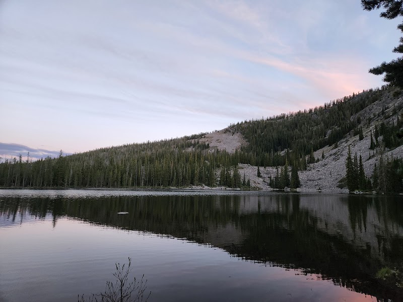 Wallace Lake Campground