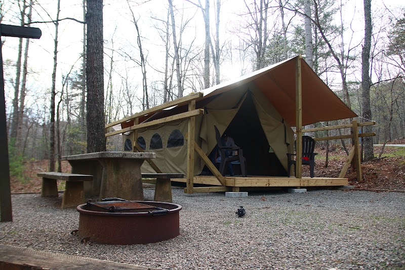 Lake Powhatan Glamping（北卡罗来纳州）