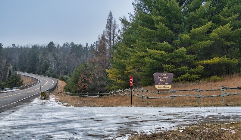 SOUTH BRANCH TRAIL CAMP GROUP SITE（密歇根州）