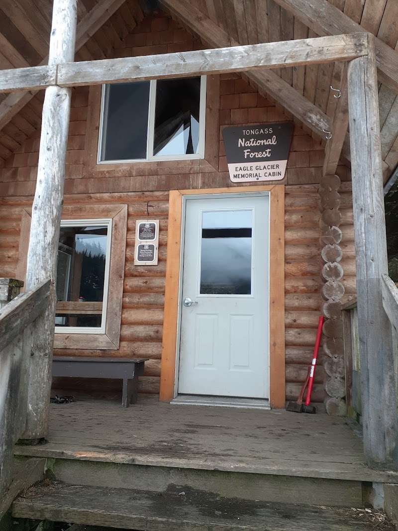 EAGLE GLACIER CABIN（阿拉斯加州）