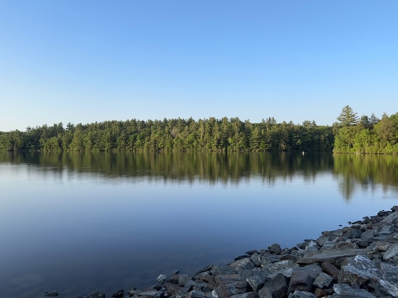 Barre Falls Dam Picnic Shelter（马萨诸塞州）