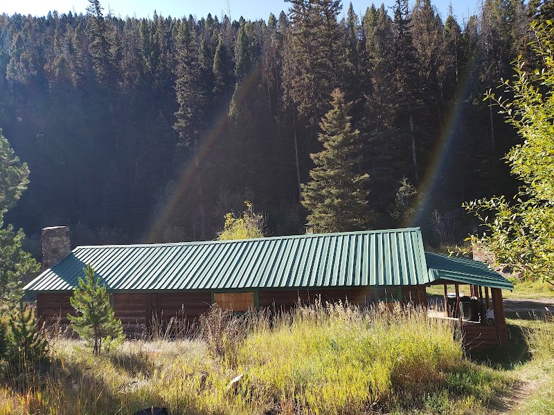 CUMMINGS CABIN（蒙大拿州）