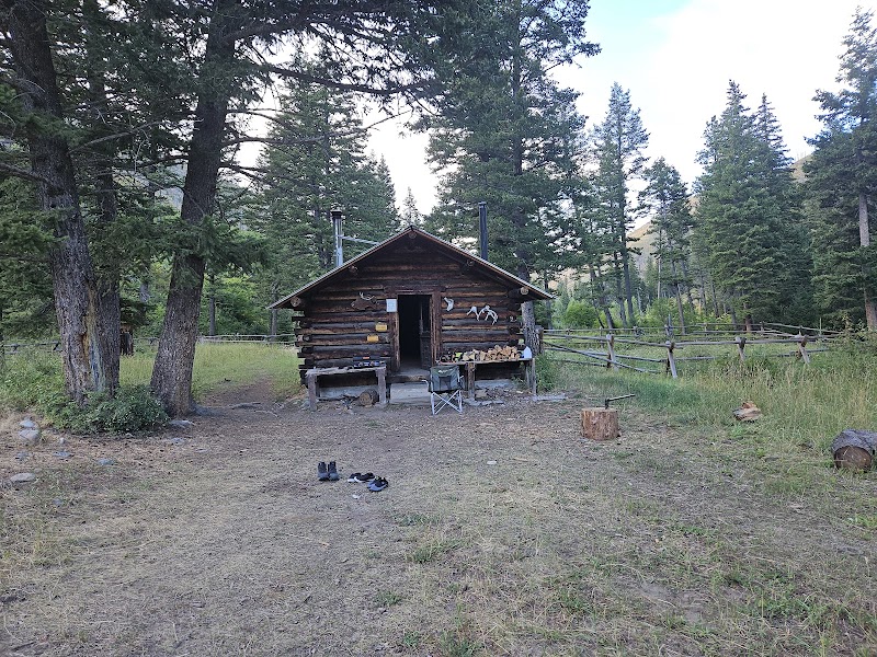 DEER CREEK CABIN (MT)（蒙大拿州）
