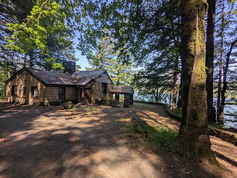 EAGLE CREEK OVERLOOK GRP SITE（俄勒冈州）