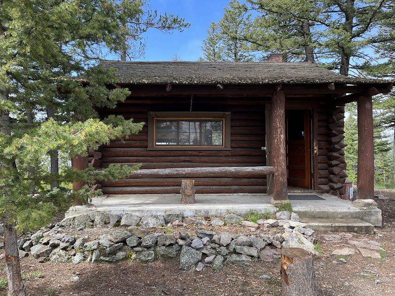 STRAWBERRY CABIN（蒙大拿州）