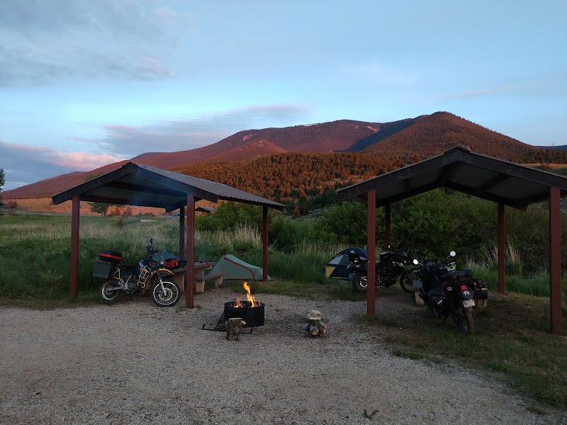 Sage Creek Cabin（蒙大拿州）