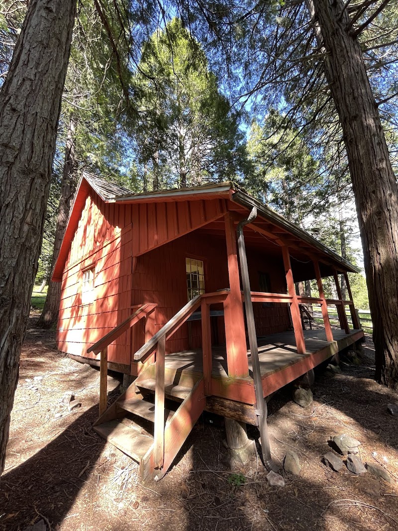 WHISKY CAMP GUARD STATION（俄勒冈州）