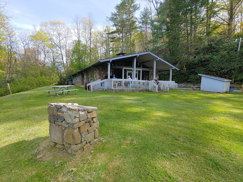 BALSAM LAKE LODGE（北卡罗来纳州）