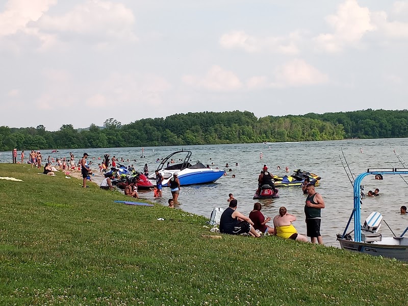 BLUE MARSH LAKE (DRY BROOKS DAY USE AREA)（宾夕法尼亚州）