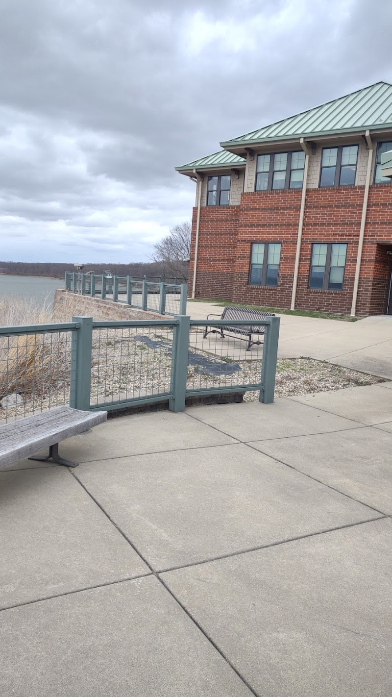Dam East Picnic Shelter (Shelbyville)（伊利诺伊州）