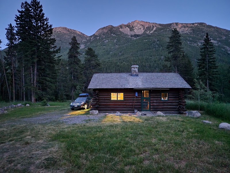 FOURMILE CABIN（蒙大拿州）