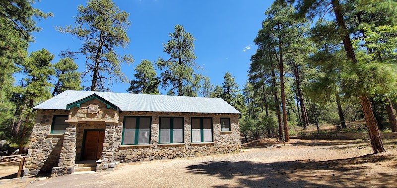 GROOM CREEK SCHOOLHOUSE（亚利桑那州）