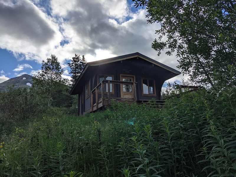 JUNEAU LAKE CABIN（阿拉斯加州）
