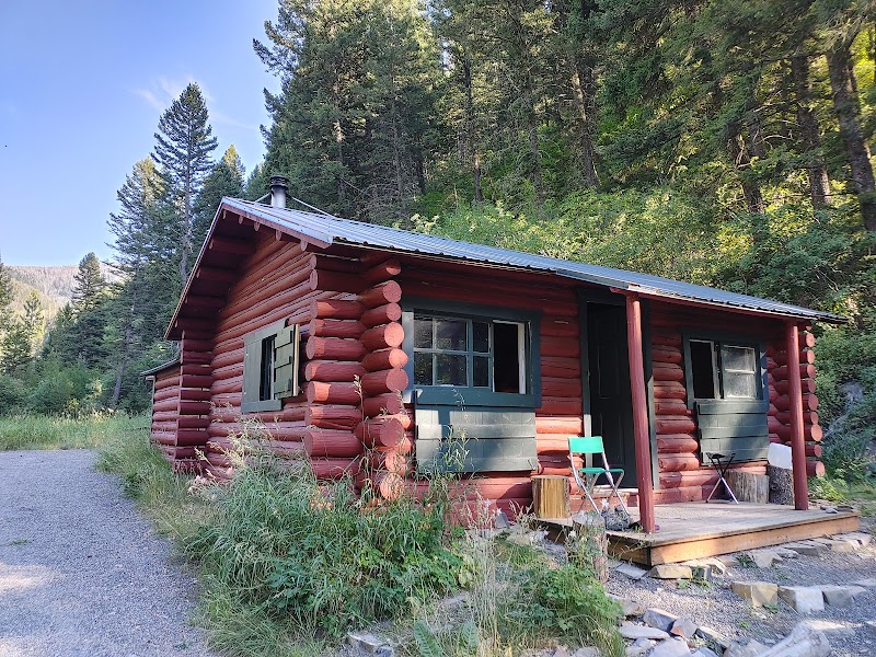 MILLER CABIN（蒙大拿州）