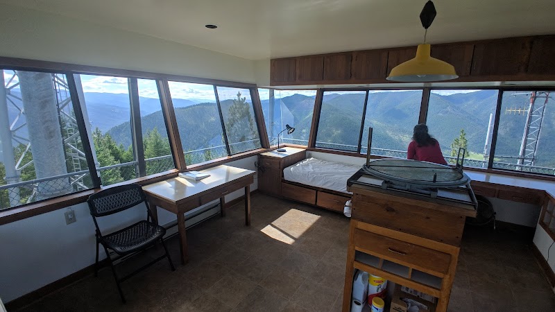 THOMPSON PEAK LOOKOUT TOWER（蒙大拿州）